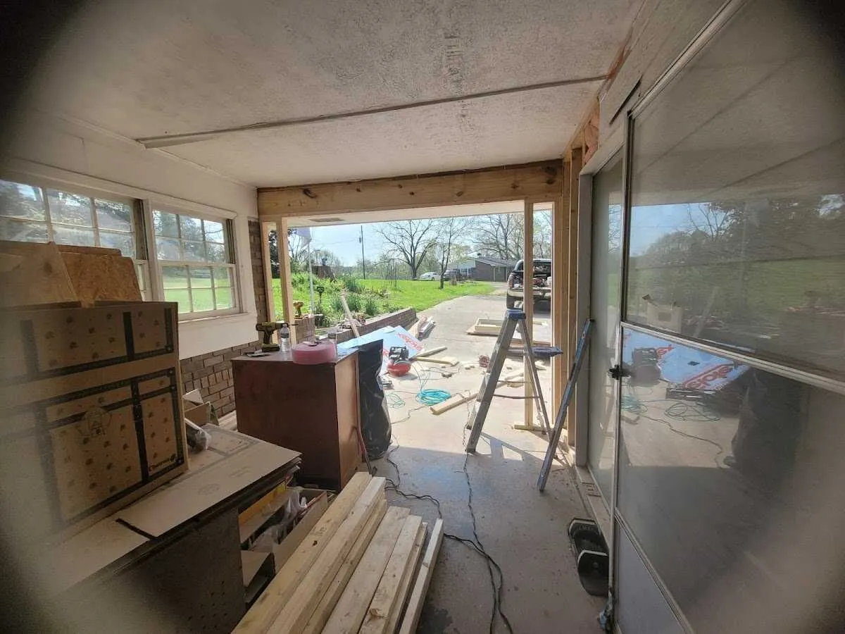 Air movers and dehumidifier for Drying & Dehumidification in Derry